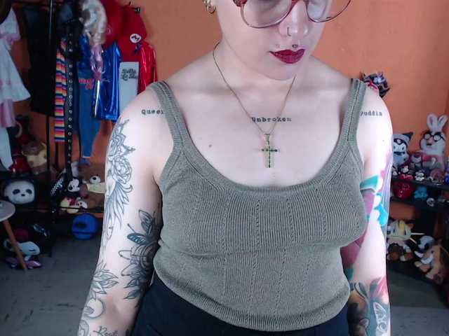 MiaJhons live webcam show