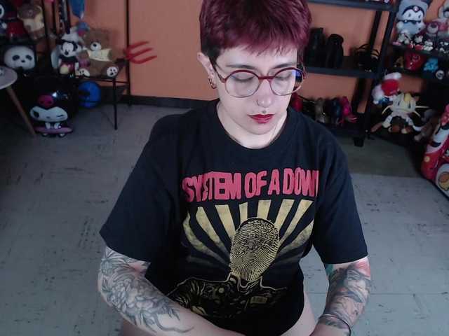 MiaJhons live cam on BongaCams
