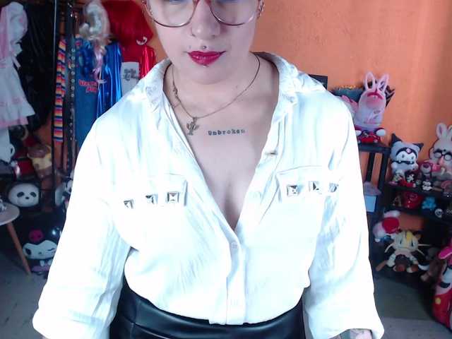 MiaJhons