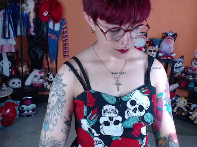 MiaJhons live cam on BongaCams