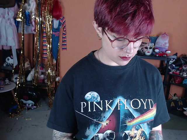 MiaJhons