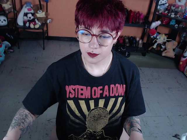 MiaJhons live cam on BongaCams
