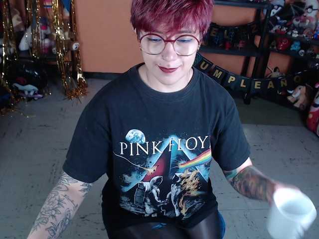 MiaJhons