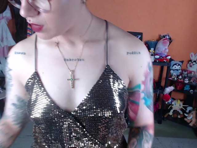 MiaJhons live webcam show