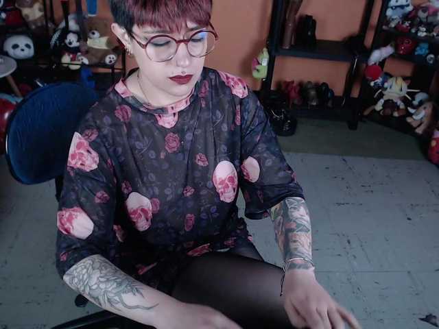 MiaJhons