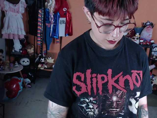 MiaJhons