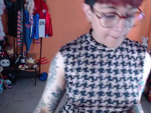 MiaJhons