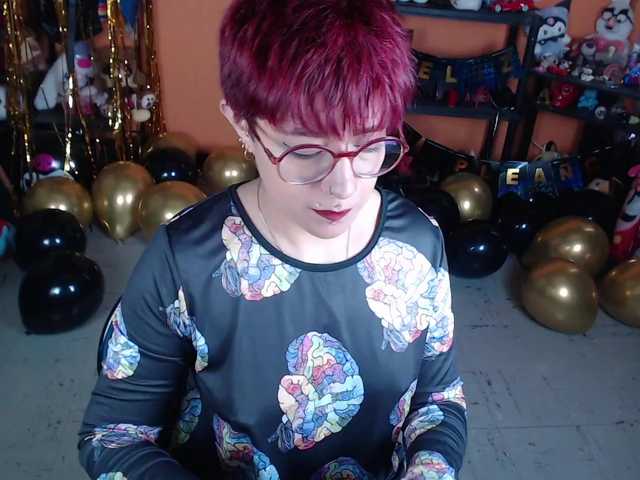 MiaJhons live cam on BongaCams