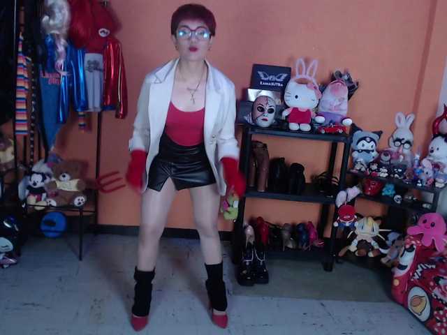 MiaJhons live cam on BongaCams