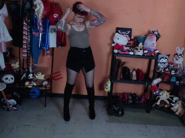 MiaJhons live webcam show