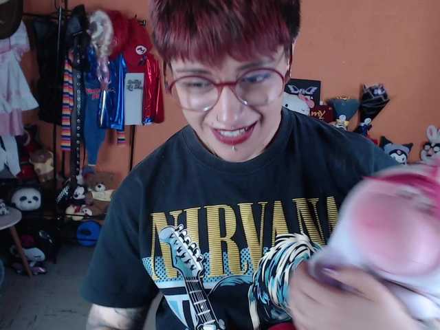 MiaJhons live cam on BongaCams
