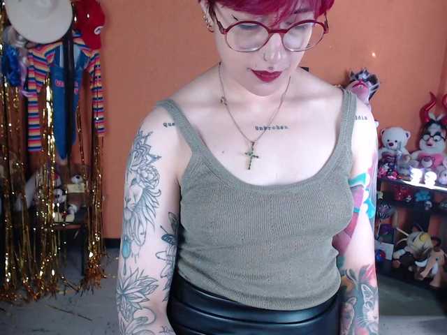 MissMia live cam preview