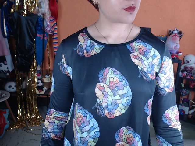 MiaJhons