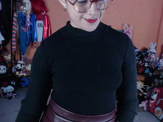 MiaJhons