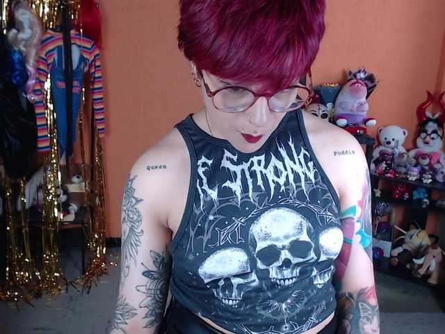 MiaJhons live cam on BongaCams