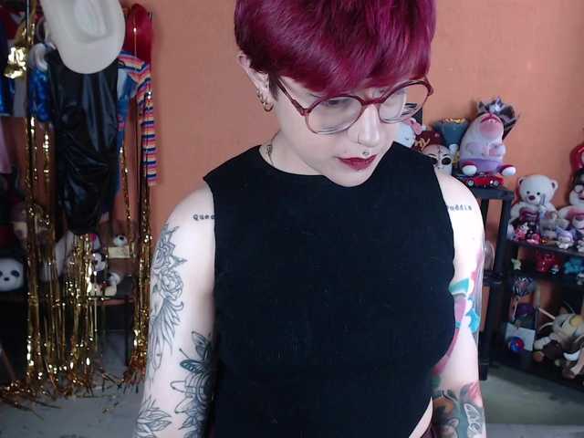 MiaJhons live cam on BongaCams