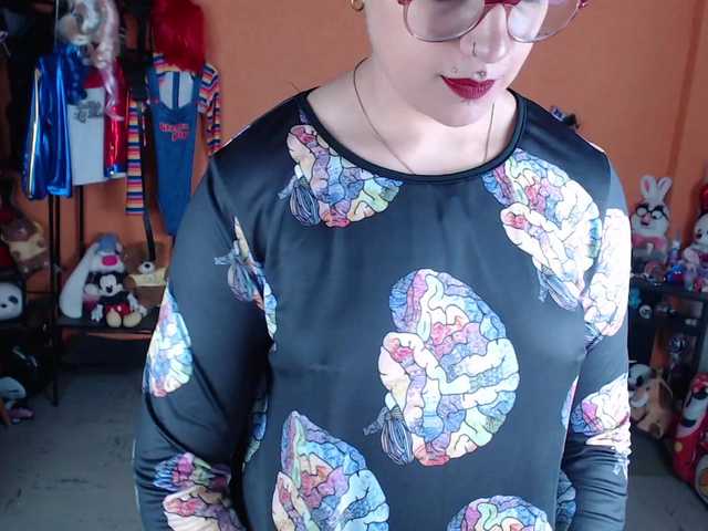 MiaJhons live cam on BongaCams