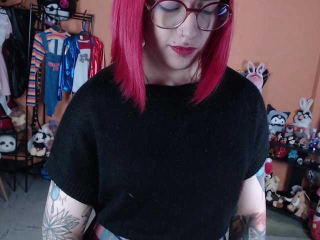 MiaJhons's BongaCams show and profile