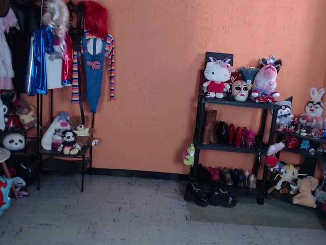 MiaJhons