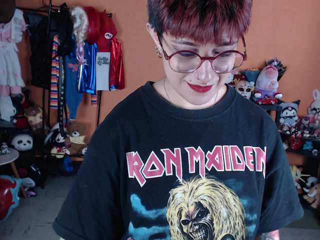MiaJhons live cam on BongaCams