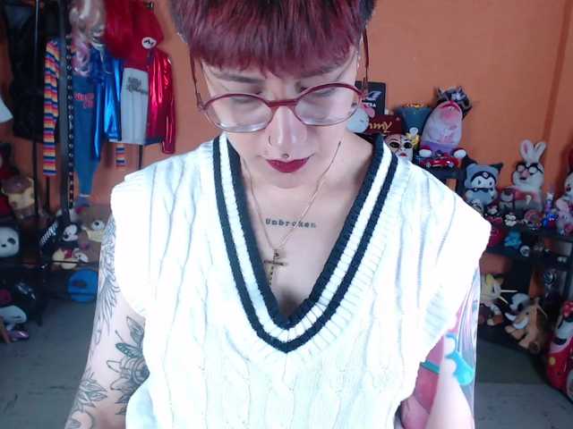 MiaJhons