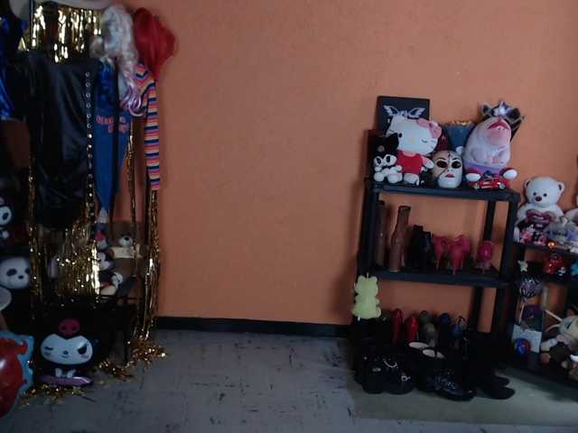 MiaJhons live cam on BongaCams