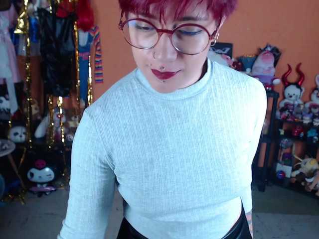 MiaJhons live cam on BongaCams