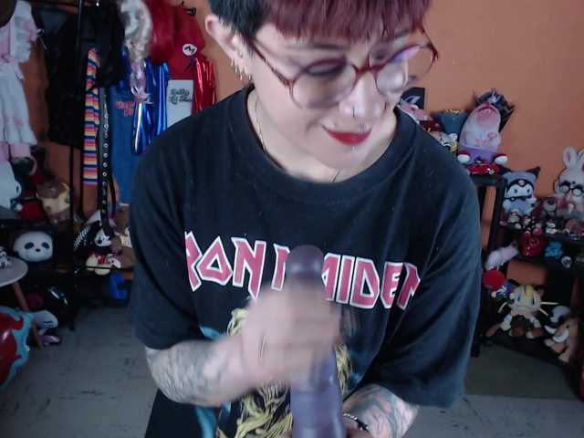 MiaJhons