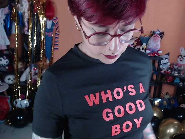MiaJhons live cam on BongaCams