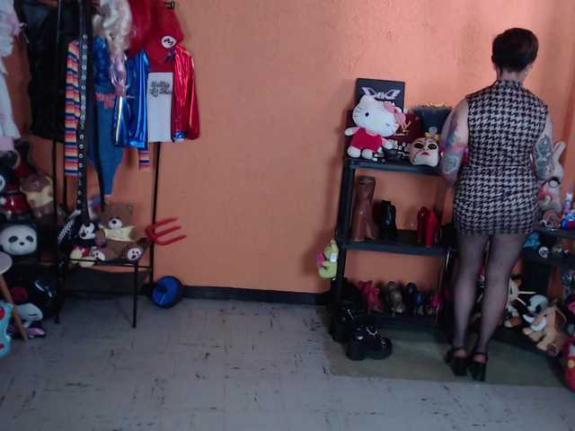 MiaJhons