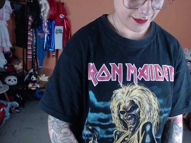 MiaJhons
