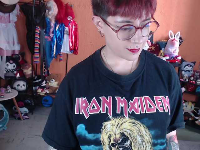 MiaJhons live cam on BongaCams