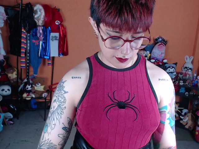 MiaJhons live cam on BongaCams