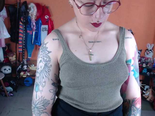MiaJhons
