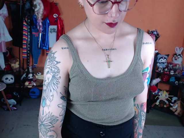 MiaJhons live webcam show
