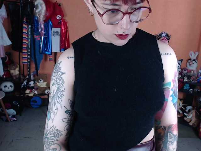 MiaJhons