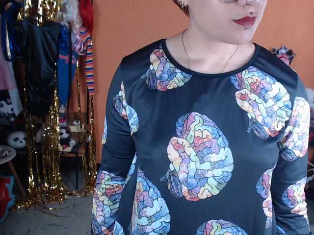 MiaJhons live cam on BongaCams