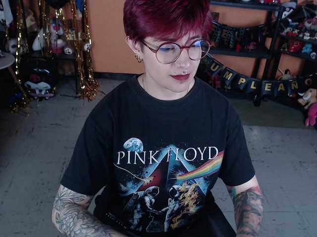 MiaJhons live cam on BongaCams