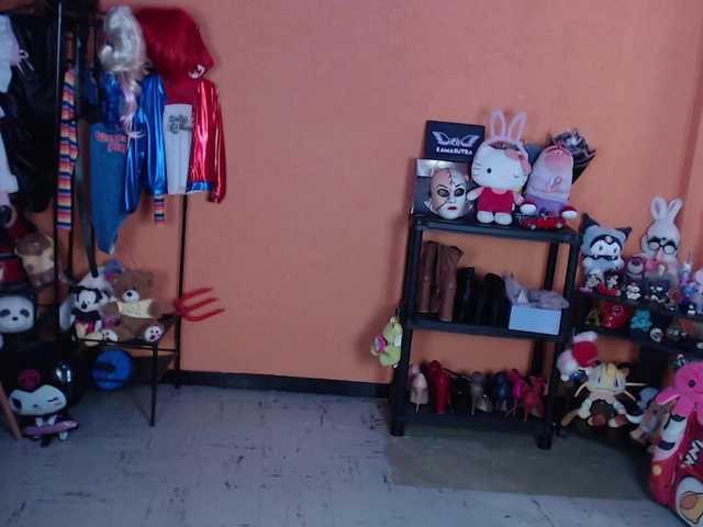 MiaJhons