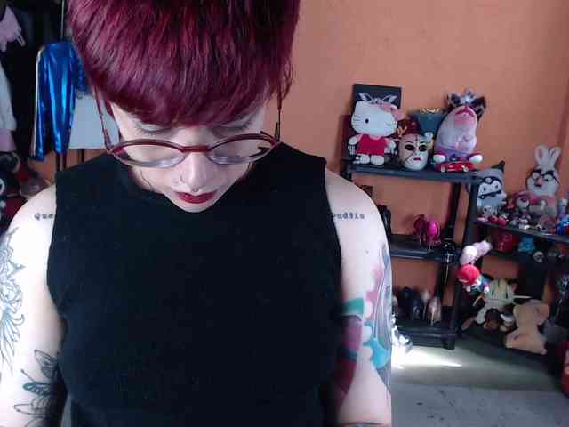 MissMia webcam