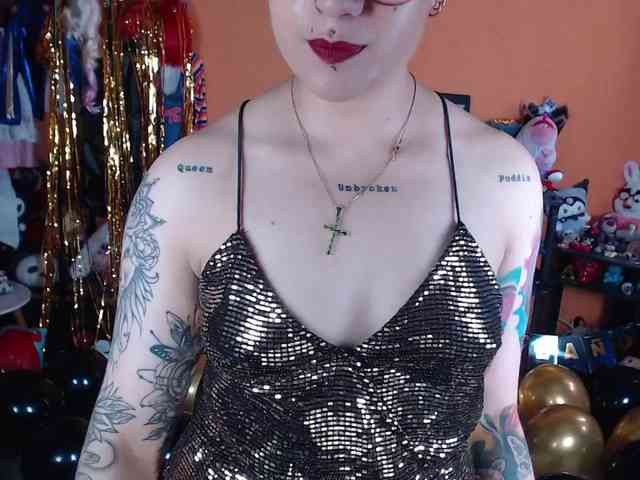 MissMia webcam