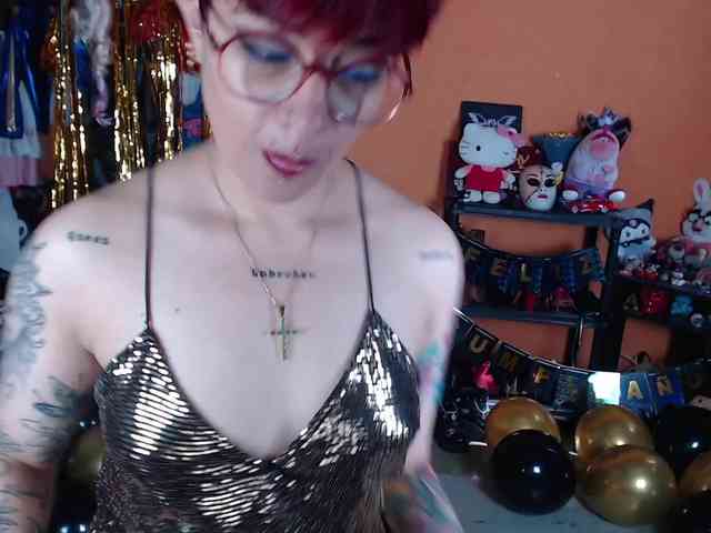 MissMia webcam
