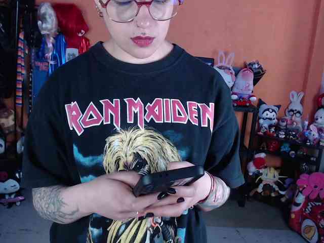 MissMia webcam