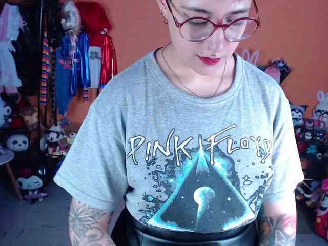 MissMia webcam