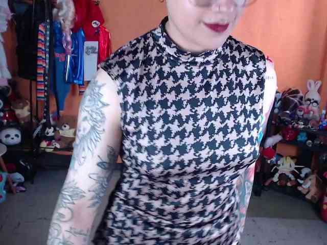 MissMia webcam