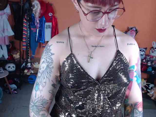 MissMia webcam