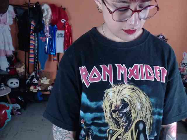 MissMia webcam