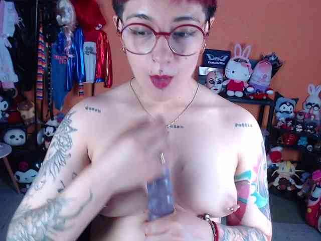 MissMia webcam