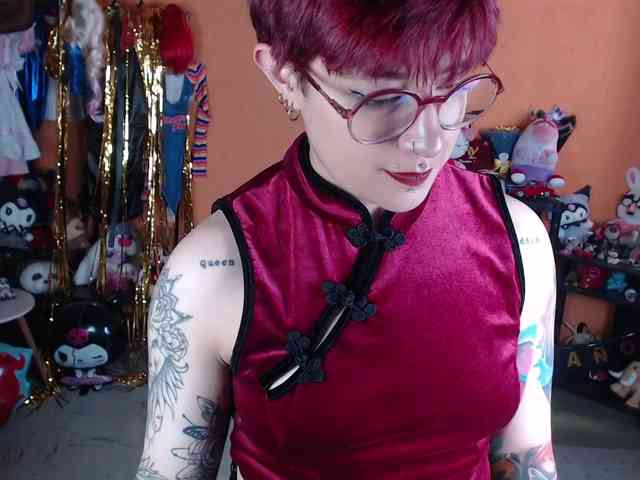 MissMia webcam