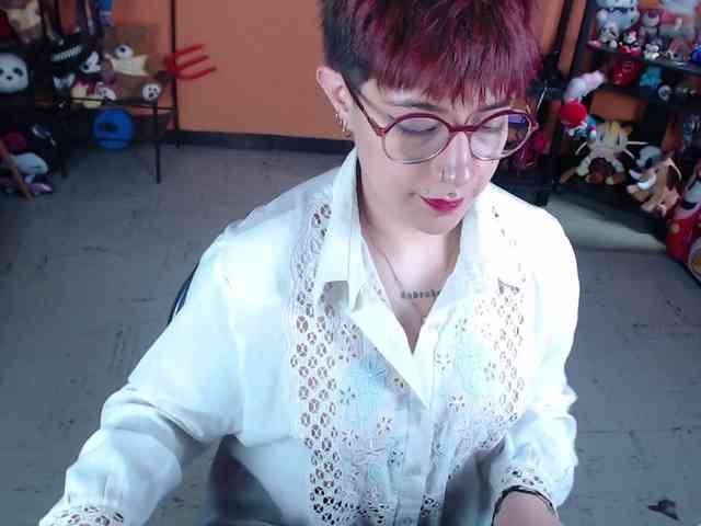 MissMia webcam